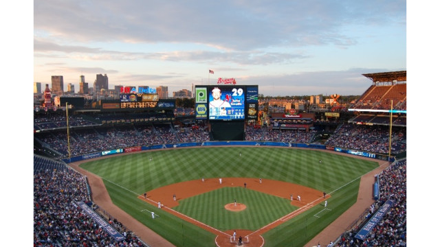 Baseball fan dies after falling from upper deck at Turner Field during Braves game