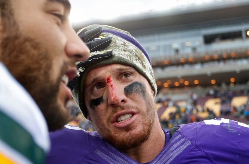 Chad Greenway with 91-yard pick-six vs. Chargers