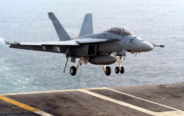 Navy fighter crashes near NAS Lemoore