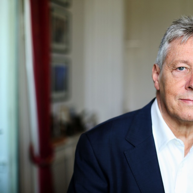 Former Northern Ireland First Minister Peter Robinson taken to hospital after  PPP Focus