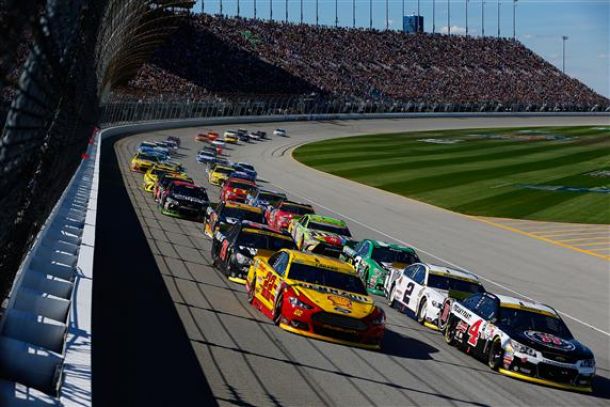 Denny Hamlin Victorious At Chicagoland To Kick Off Chase