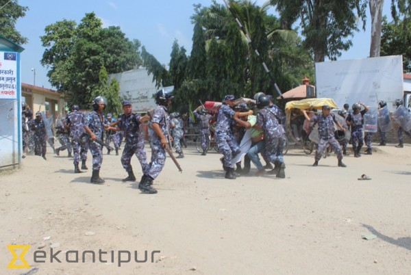 Fuel crisis grips Nepal as border crossings close – Aljazeera