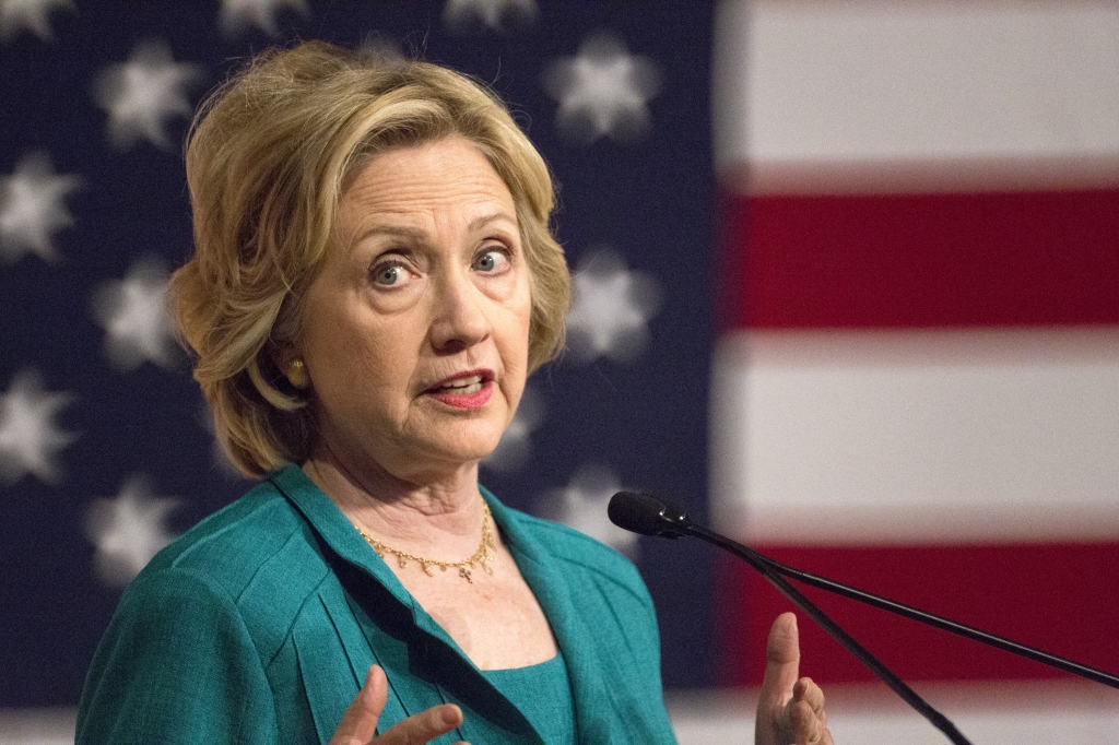 Government Finds Emails With David Petraeus That Hillary Clinton Didn’t Hand Over