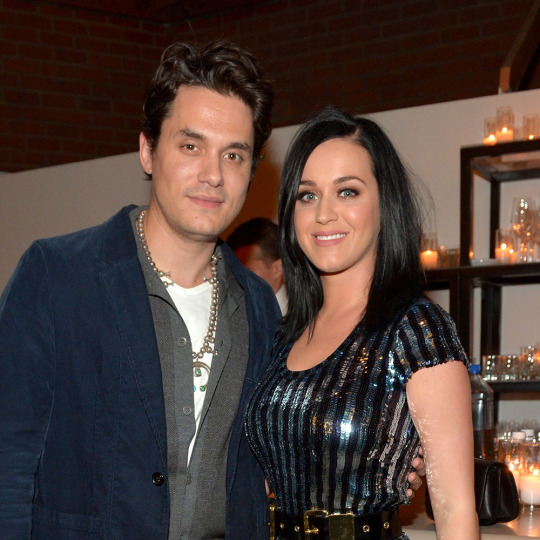 Katy Perry Bonding Up With John Mayer At Allison Williams' Wedding Discarding