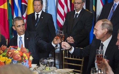 US President Barack Obama and his Russian counterpart Vladimir Putin join in a toast at a luncheon hosted at the UN headquarters in New York