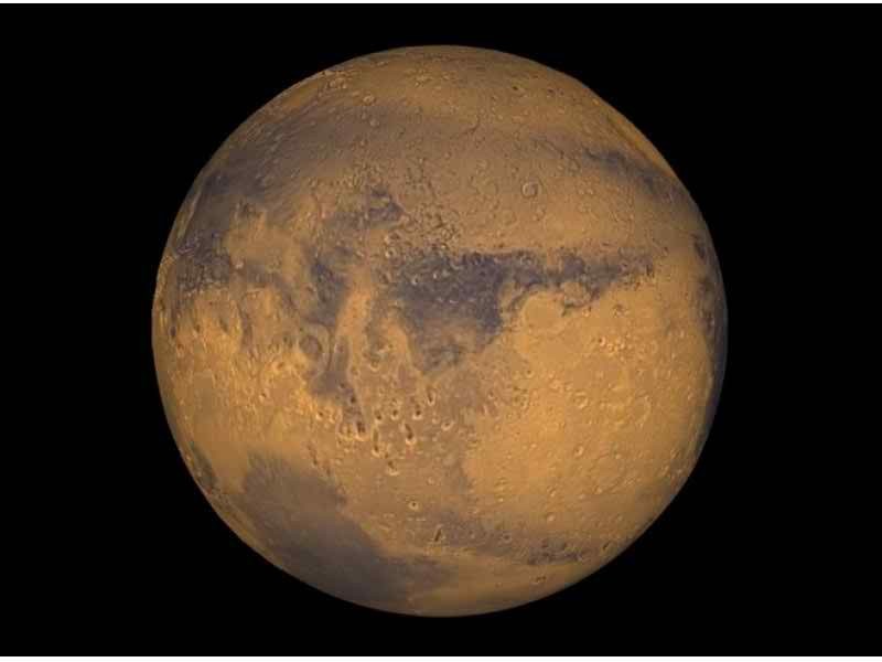 NASA Announces Flowing Water on Mars