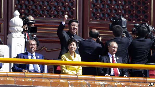 Xi makes a fist of things with Park