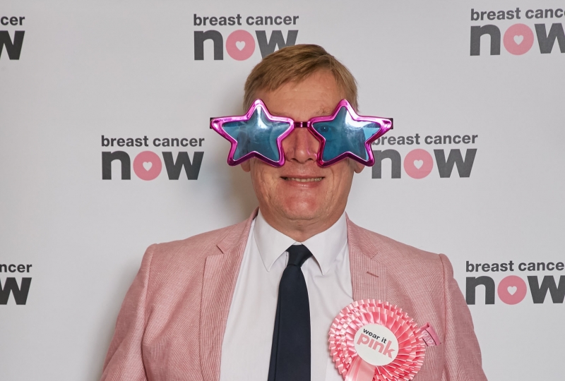 Specs appeal as MP Kris dons pink for Breast Cancer Now