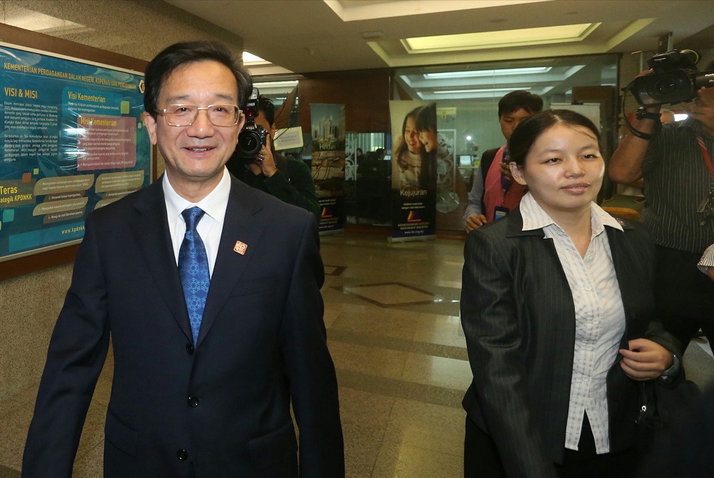 China’s ambassador to Malaysia Dr Huang Huikang‎ met the acting foreign affairs minister yesterday despite earlier saying he was not aware he had been summoned by Wisma Putra. – The Malaysian Insider pic