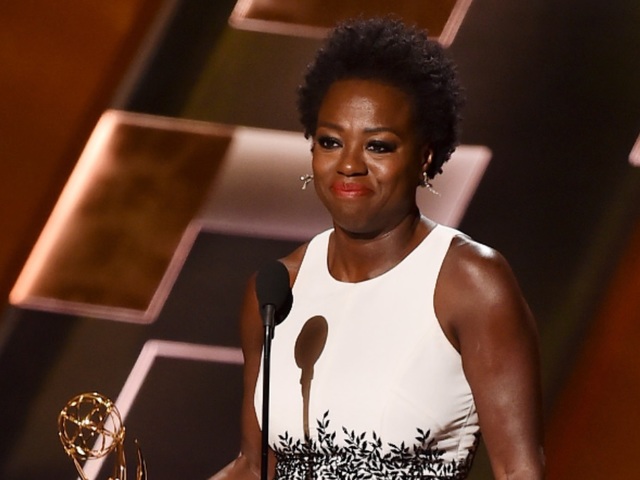 The 2015 Emmys Reminded Us That The Emmys Can Be Good TV