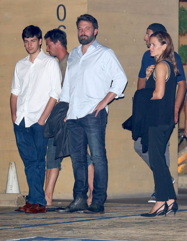 BEN AFFLECK AND JENNIFER GARNER SEEN LEAVING NOBU RESTAURANT IN MALIBU TOGETHER AFTER A ROMANTIC DINNER