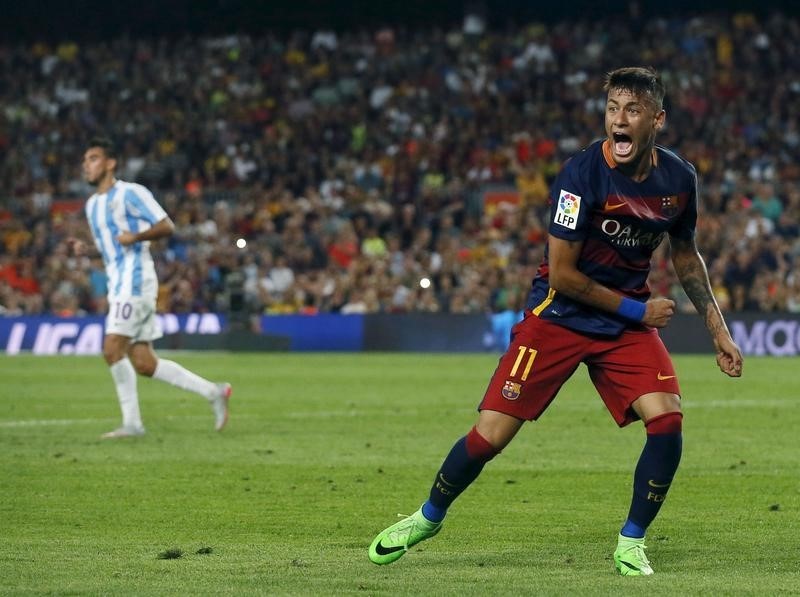 Neymar reveals summer talks with Manchester United