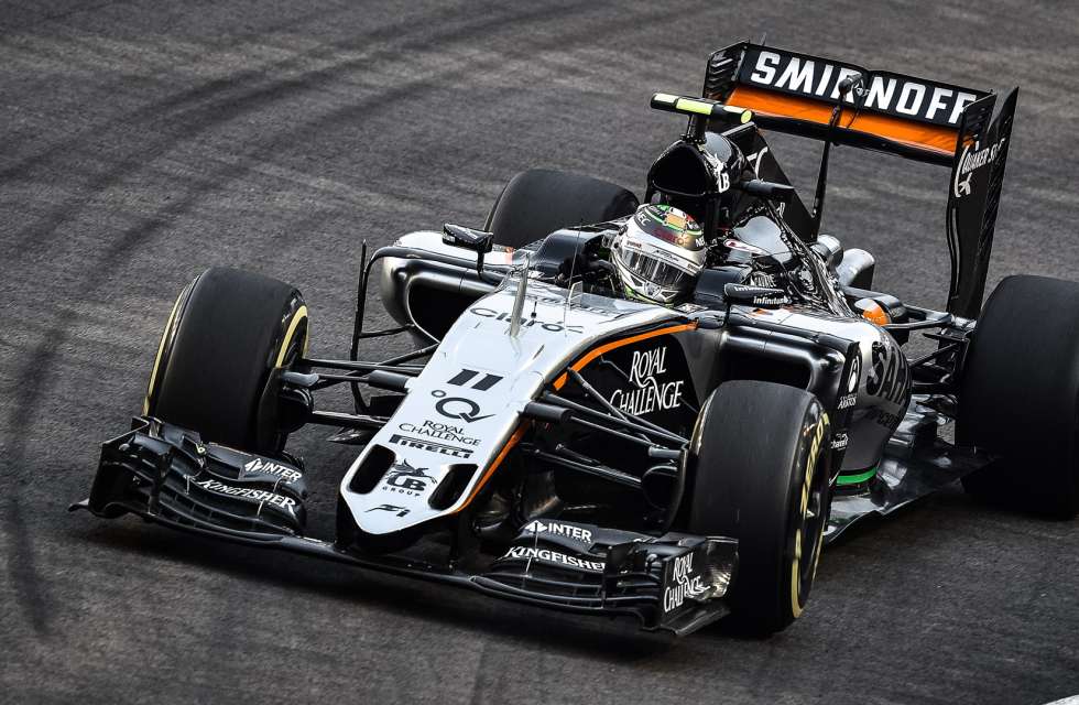 Sergio Perez re-signs with Force India