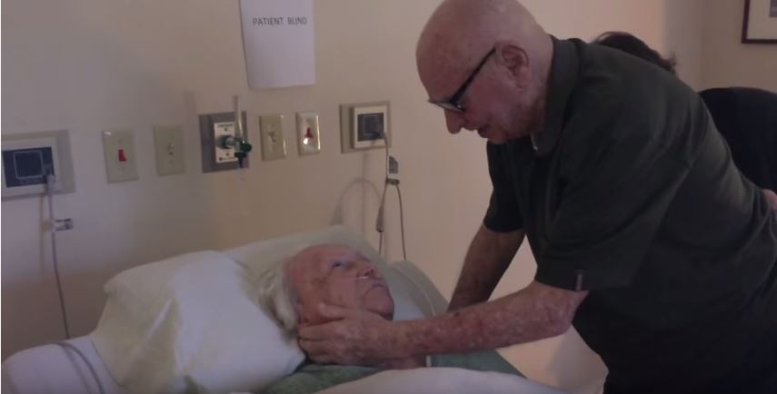 92-year-old man sings sweet love song to dying wife