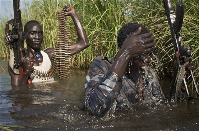 Warring South Sudan recommit to peace deal