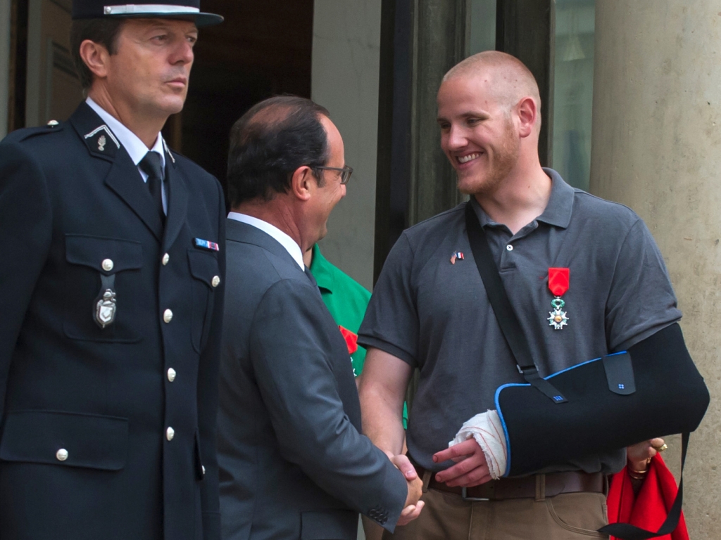 Air Force: Spencer Stone Stabbed in Sacramento