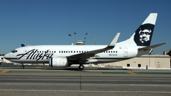 Alaska Airlines 737-700