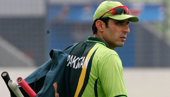 Misbah-ul-Haq warns England to be wary of Yasir Shah's spin threat