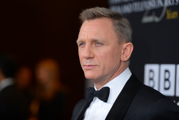 Daniel Craig Shuts Down Reporter Who Asks Him To Pout During 'Spectre&#039 Interview