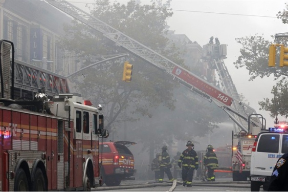 One killed, four hurt in Brooklyn fire