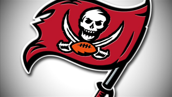 Tampa Bay receiver Louis Murphy will miss the rest of the season after tearing the anterior cruciate ligament in his right knee