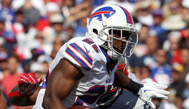 Sep 20 2015 Orchard Park NY USA Buffalo Bills running back Le Sean McCoy runs the ball during the second half against the New England Patriots at Ralph Wilson Stadium. Patriots defeat the Bills 40 to 32. Mandatory Credit Timothy T. Ludwig-USA T