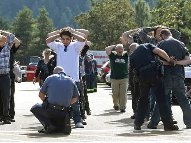 Students return to UCC campus to pick up cars and belongings