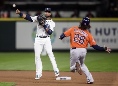 M's notebook: Cano to have sports hernia surgery after season