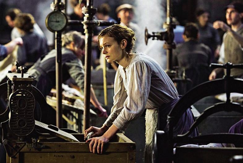 Carey Mulligan in the laundry