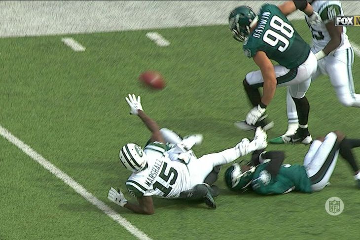 Brandon Marshall temporarily becomes rugby player, tries very dumb lateral off