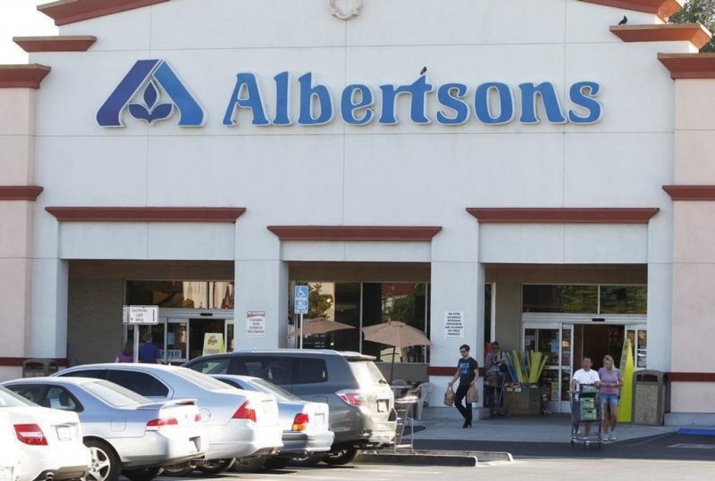 Exclusive- Albertsons delays IPO amid weak demand