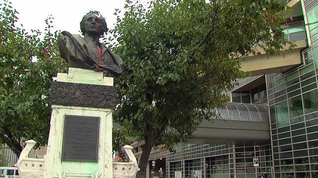 Detroit police are investigating after someone vandalized a statute of Christopher Columbus with an ax and red paint.                      WXYZ