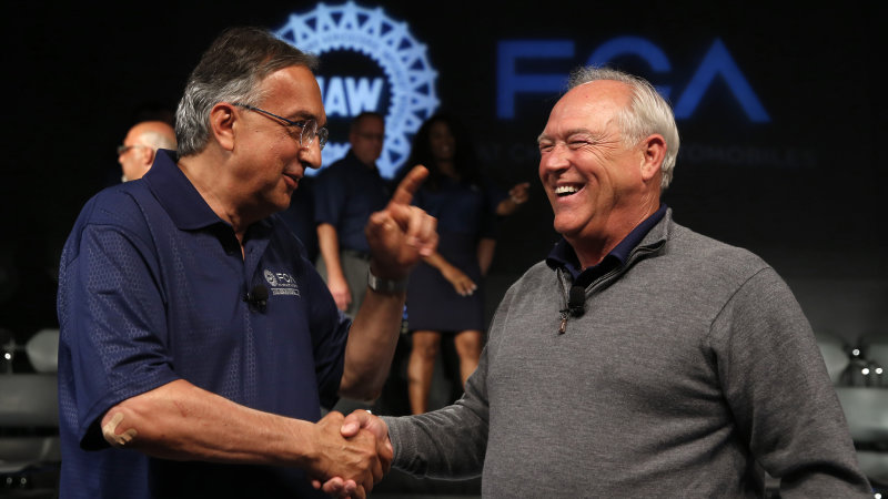 Fiat Chrysler workers vote on new contract