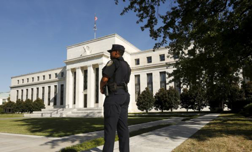 Federal Reserve headquarters in Washington /Reuters