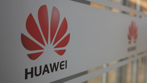 Ambitious Huawei hires former Apple creative boss