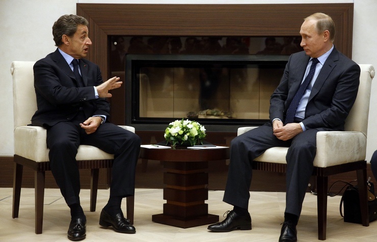 Former French president Nicolas Sarkozy and Russian president Vladimir Putin