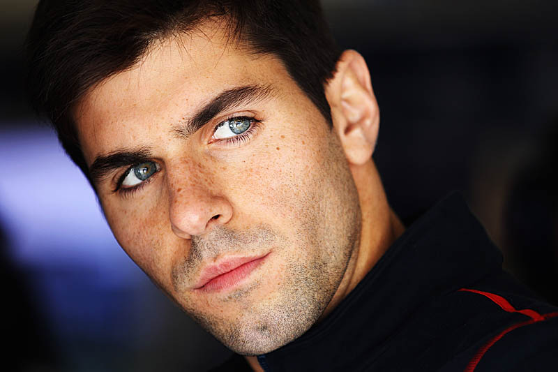 Former Toro Rosso driver Jaime Alguersuari is quitting motorsport to concentrate on a career in music