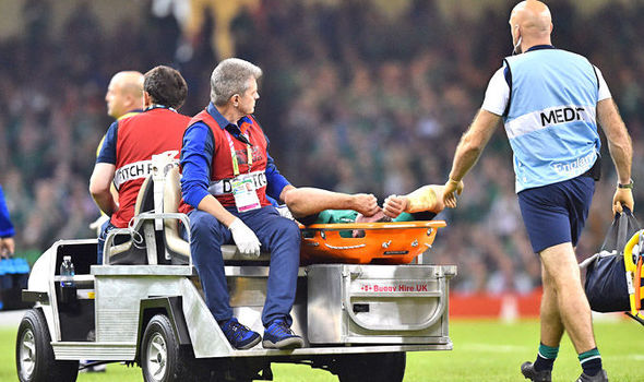 Peter O'Mahony is stretchered off