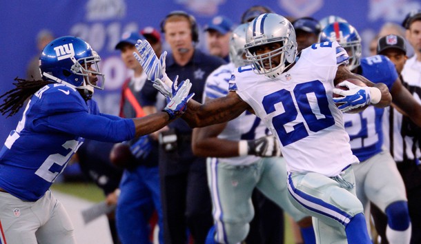 Oct 25 2015 East Rutherford NJ USA Dallas Cowboys running back Darren Mc Fadden is pushed out of bounds by New York Giants strong safety Brandon Meriweather in the first half during the NFL game at Met Life Stadium. Robert Deutsch-USA TODAY S