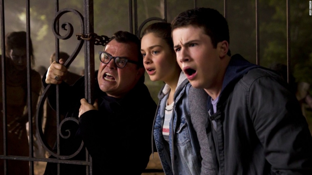 US-USA-BOXOFFICE:Box Office Goosebumps Tops The Martian Crimson Peak Falls Flat