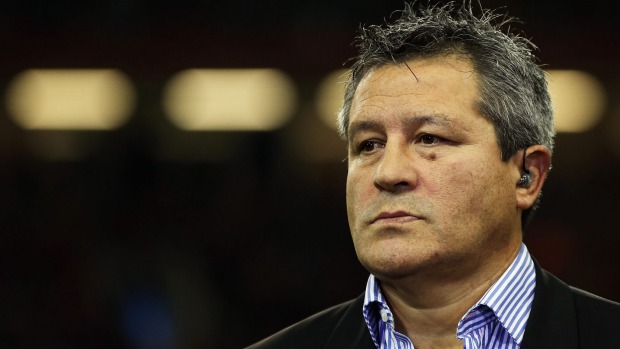 All Blacks great Zinzan Brooke believes England suffer from an'underlying fragility