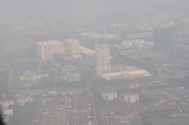 Singtel to Suspend Outdoor Operations Due to Haze Situation