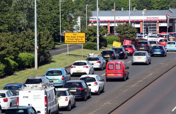 Huge traffic delays on the approaches to Newcastle on the Felling Bypass