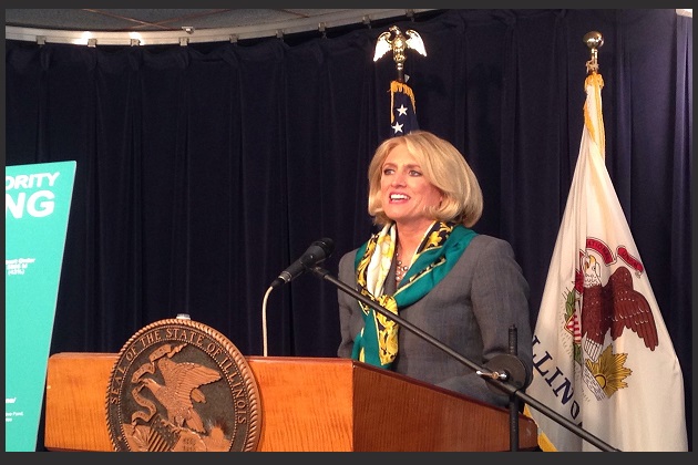 Illinois Comptroller Leslie Munger speaks to reporters in Chicago