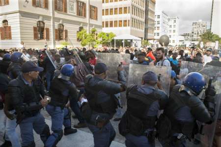 South African students march in capital ahead of Zuma meeting