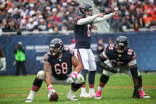 Jay Cutler directs the Bears&#039 offense during a 22-20 win over the Raiders on October 4th