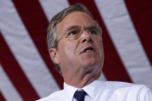 Jeb Bush Says 'Redskins' Name Should Not Be Changed: 'I Don't Find It Offensive'