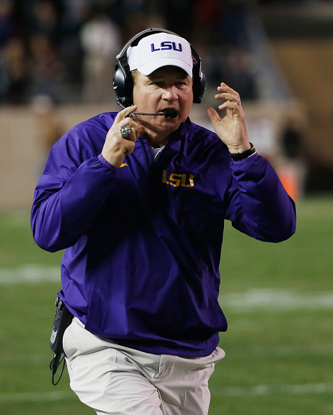 LSU head coach Les Miles