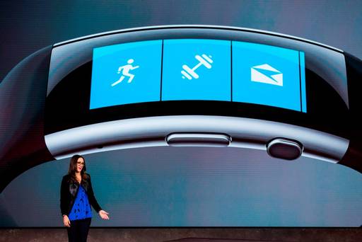 Lindsey Matese introduces the Microsoft Band 2