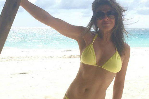 Liz Hurley stuns in tiny bikini